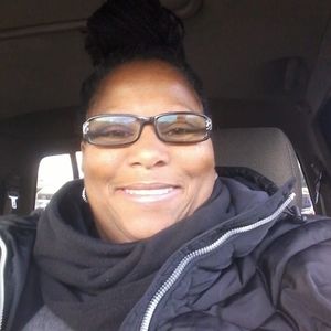 Meet your Posher, Diedre